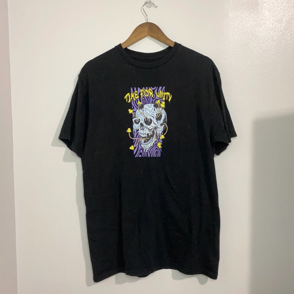 DX-Xtreme Black Skull Mushrooms Short Sleeve Shirt